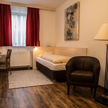 Gasthof Stocker Landsham Buitenkant foto